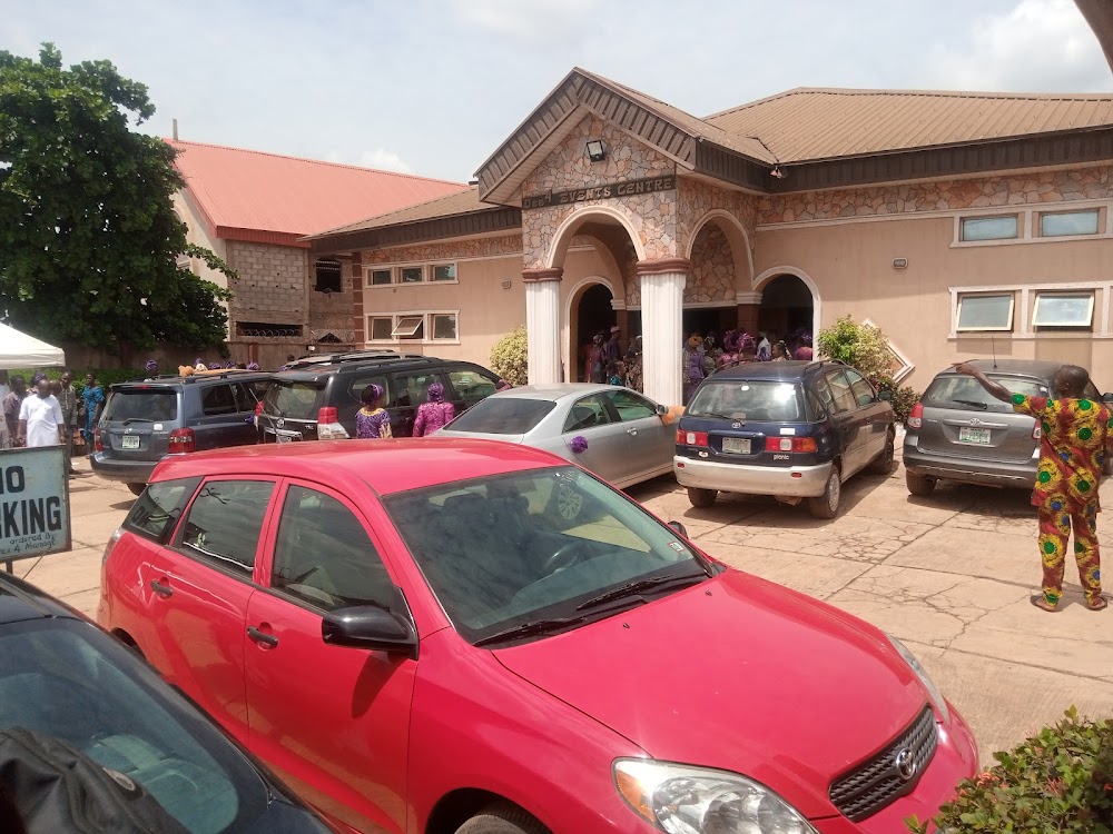 Dee 4 Event Centre
